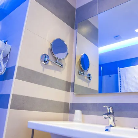Otel Cico 4*