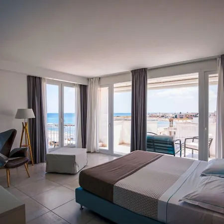 Cico Hotel 4*
