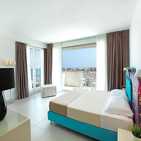 فندق Cico 4*